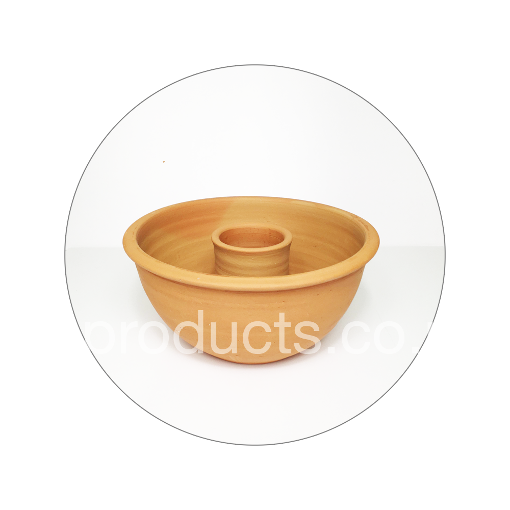 Garden 
table 
clay pot